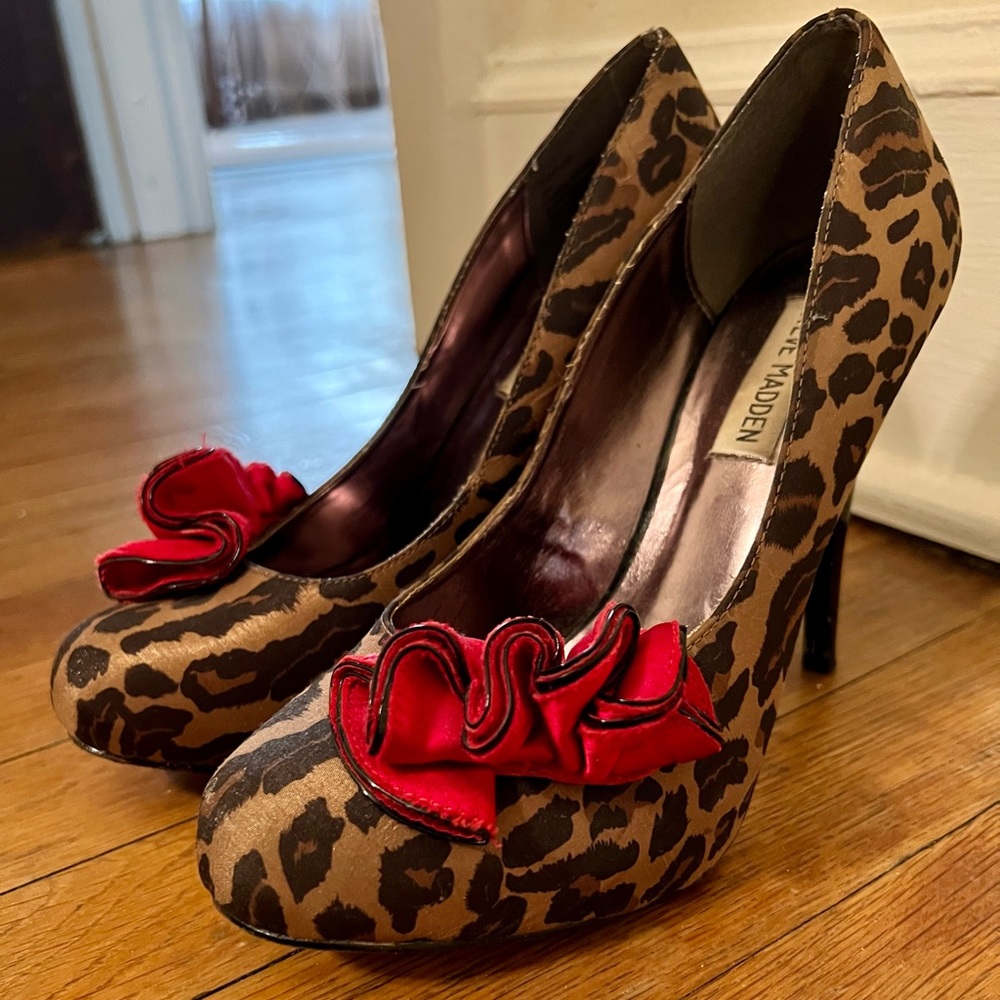 Steve Madden leopard print heels with red ruffle